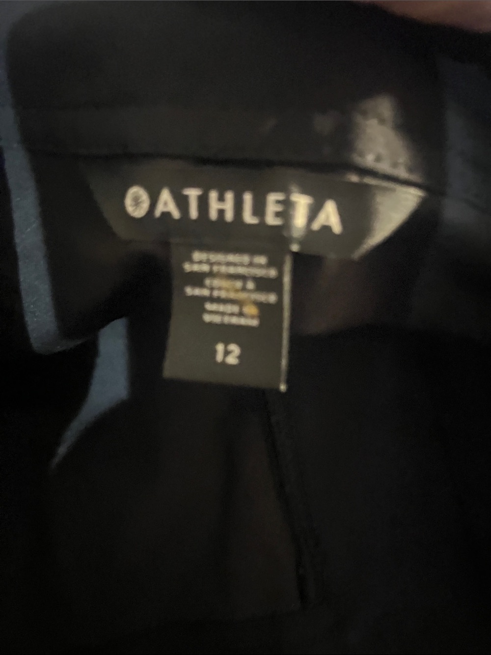 NWT-Athleta Black Skyline Utility Barrel Pant, Size 12 - Picture 5 of 6